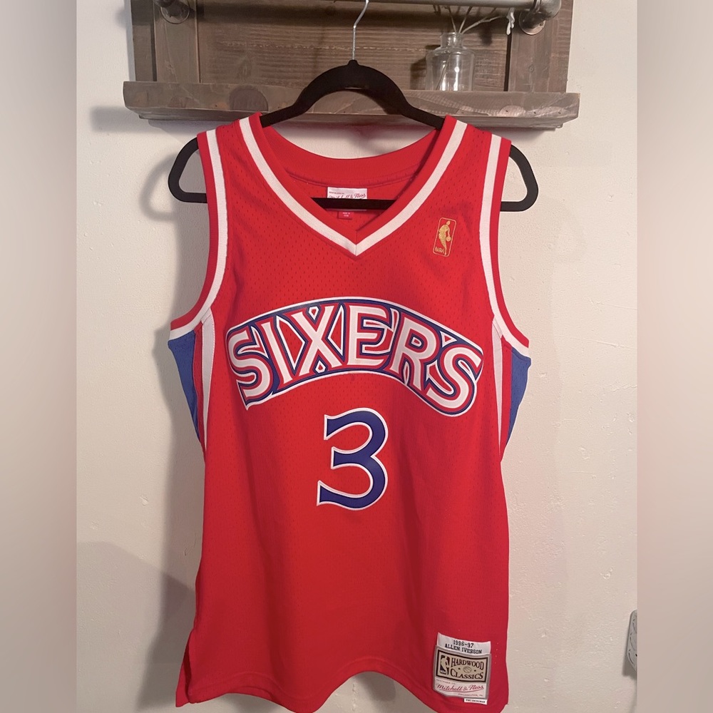 Mitchell and Ness Iverson Philadelphia 76ers jersey